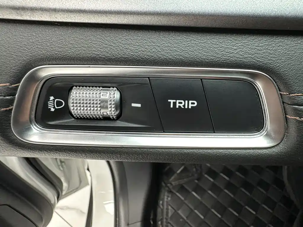 Geely Vision X6 — миниатюра 16