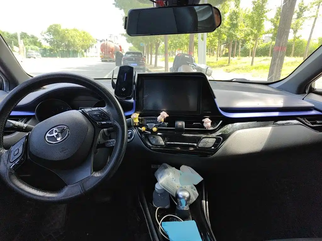 Toyota C-HR — миниатюра 10
