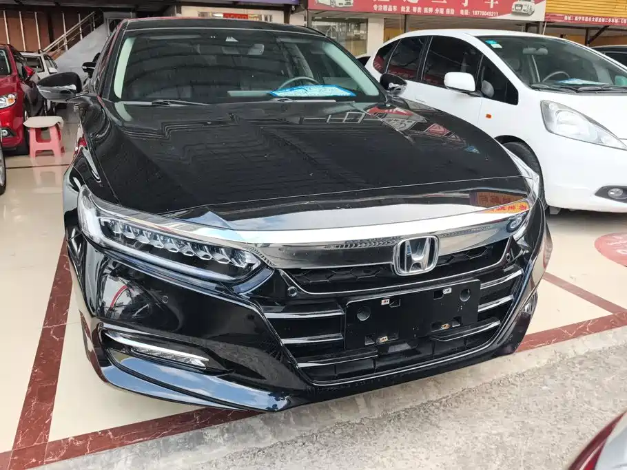 Honda Accord — миниатюра 2