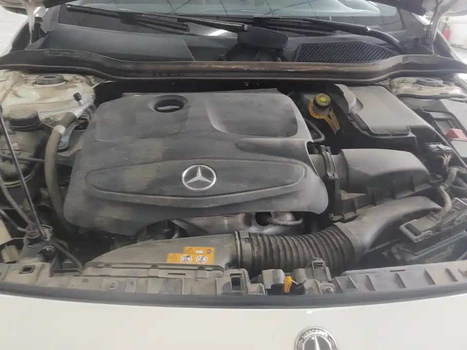 Mercedes-Benz GLA — миниатюра 10