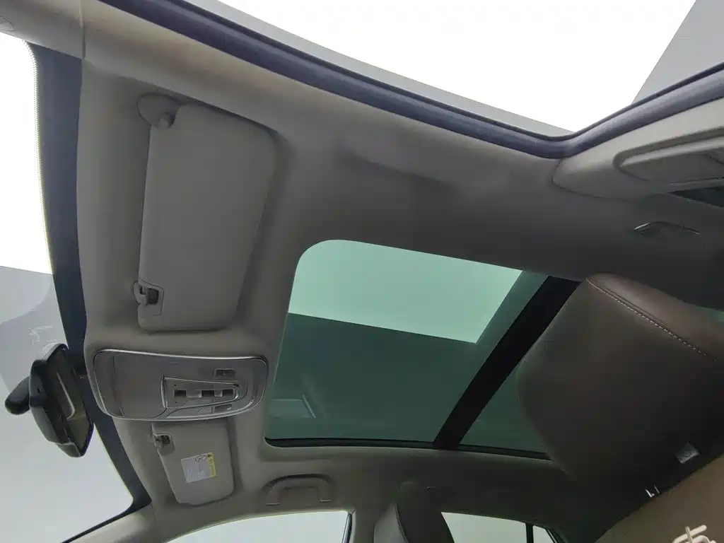 BYD Tang New Energy — миниатюра 14