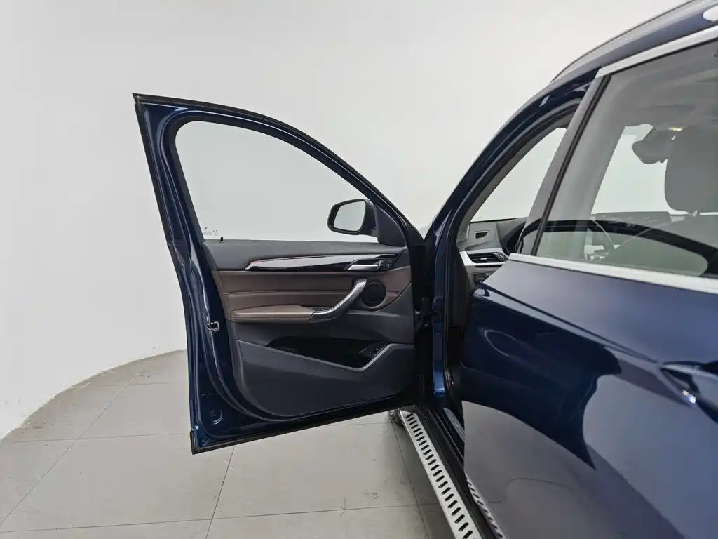 BMW X1 — миниатюра 8