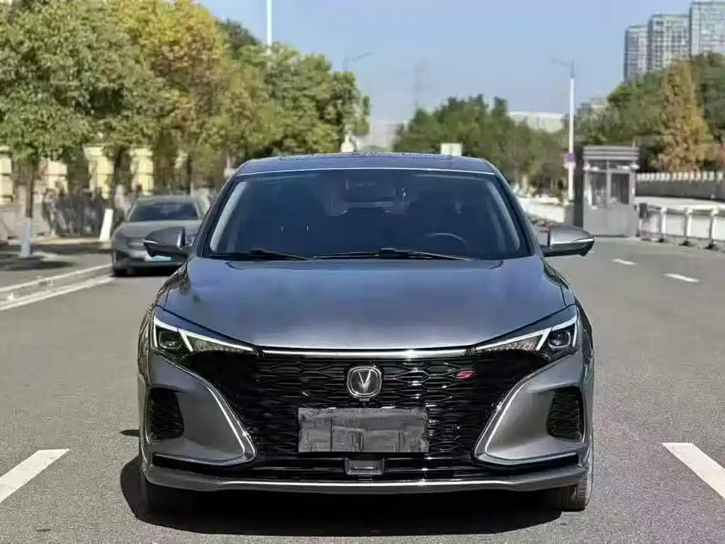 Changan Eado — миниатюра 2