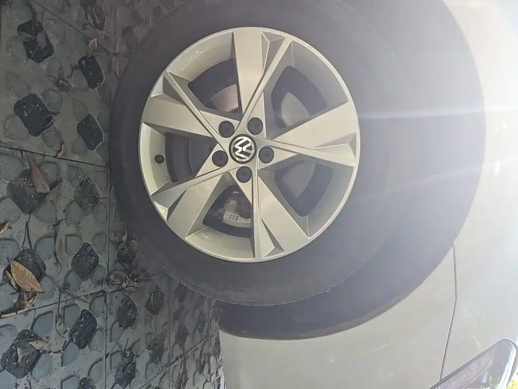 Volkswagen Bora — миниатюра 8