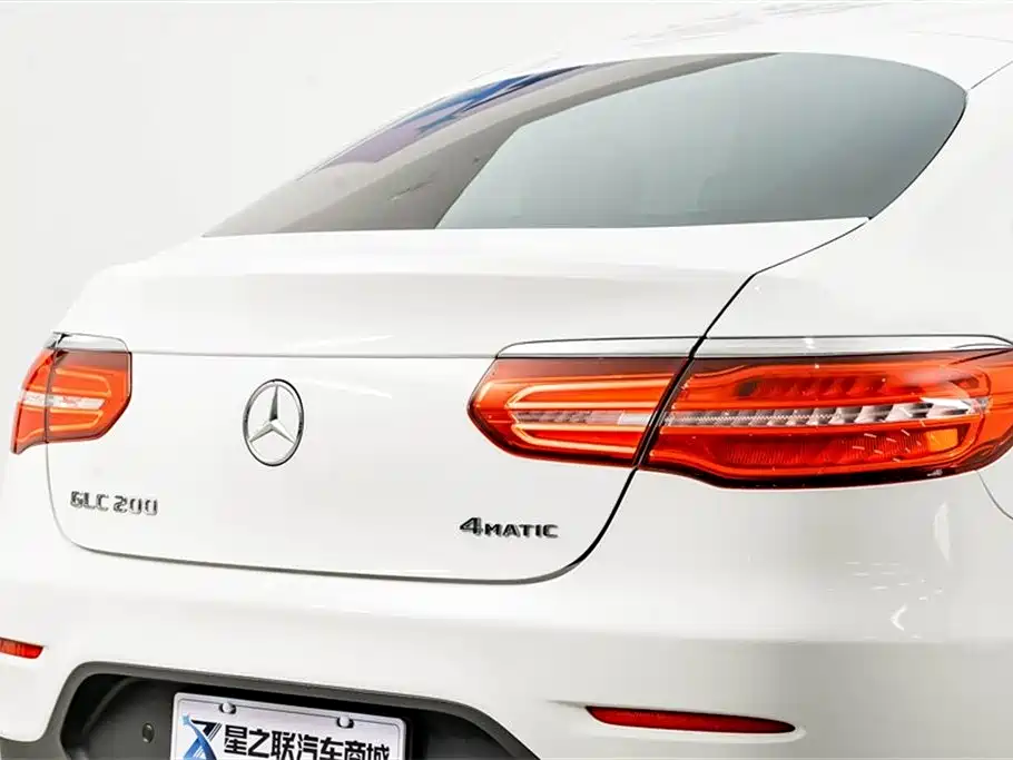 Mercedes-Benz GLC 2019 GLC 200 4MATIC SUV