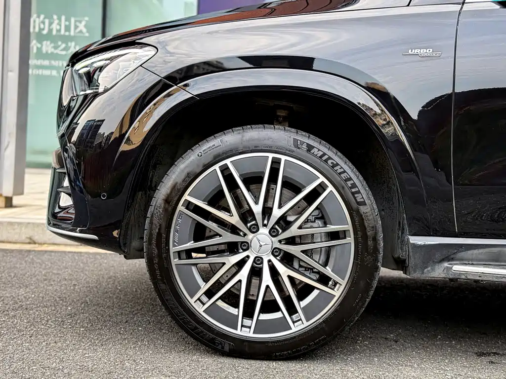 Mercedes-Benz GLE AMG — миниатюра 4