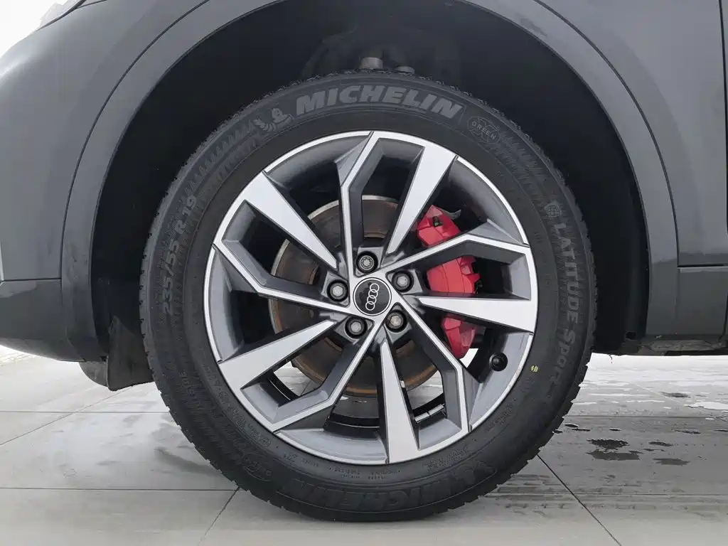 Audi Q5L — миниатюра 17