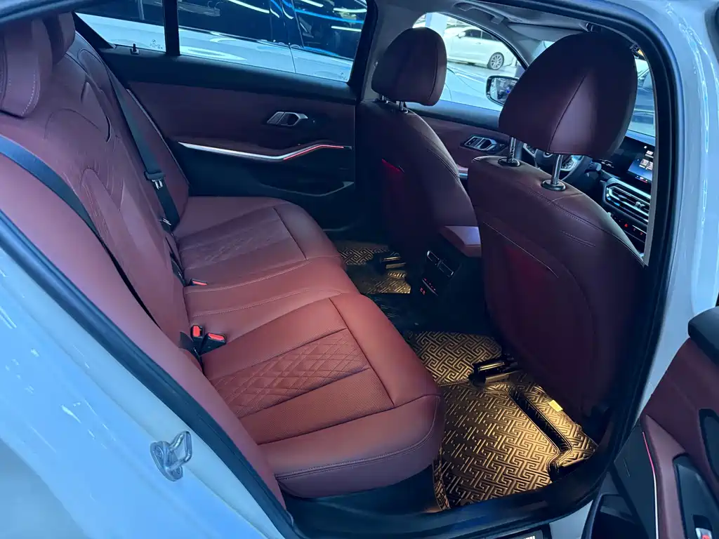 BMW 3 Series — миниатюра 14