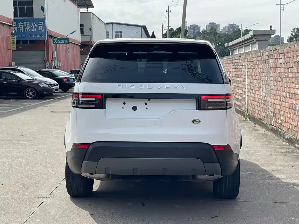 Land Rover Discovery 2019 3.0 SC V6 SE