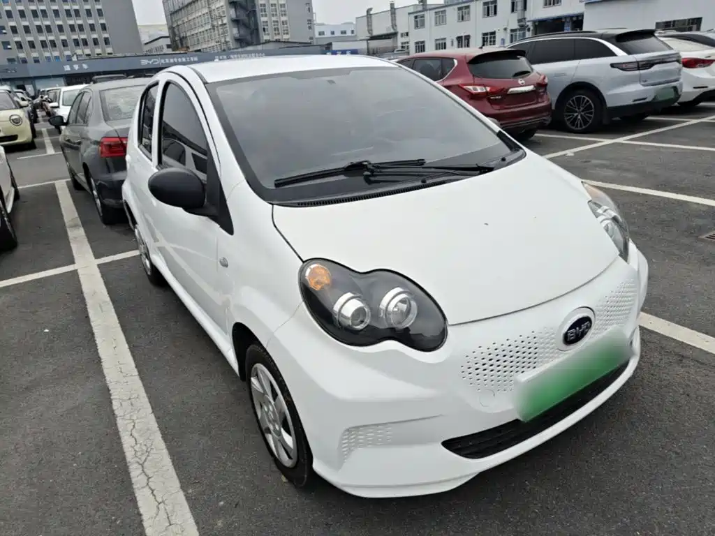 BYD e1 — миниатюра 4