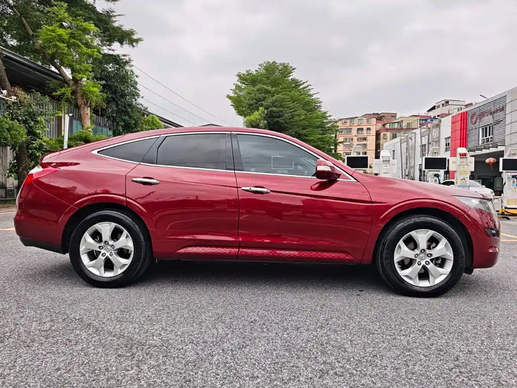 Honda Crosstour — миниатюра 4