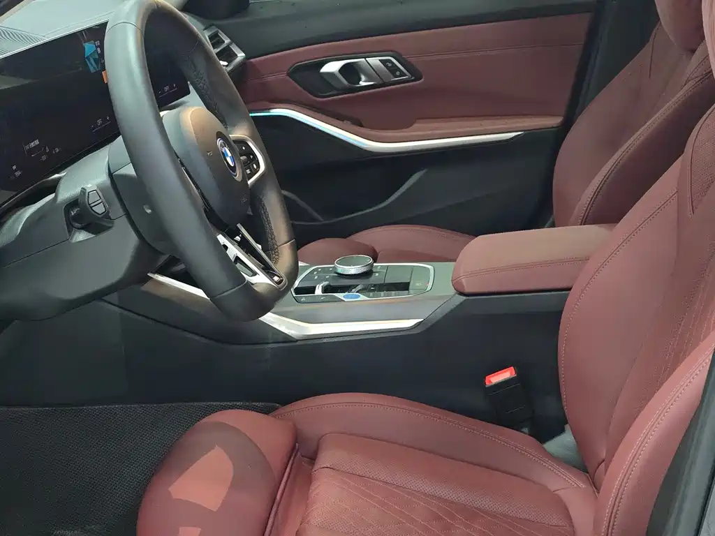 BMW i3 — миниатюра 10
