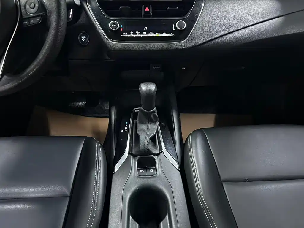 Toyota Corolla — миниатюра 13