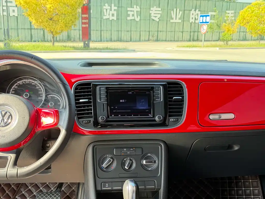 Volkswagen Beetle — миниатюра 11