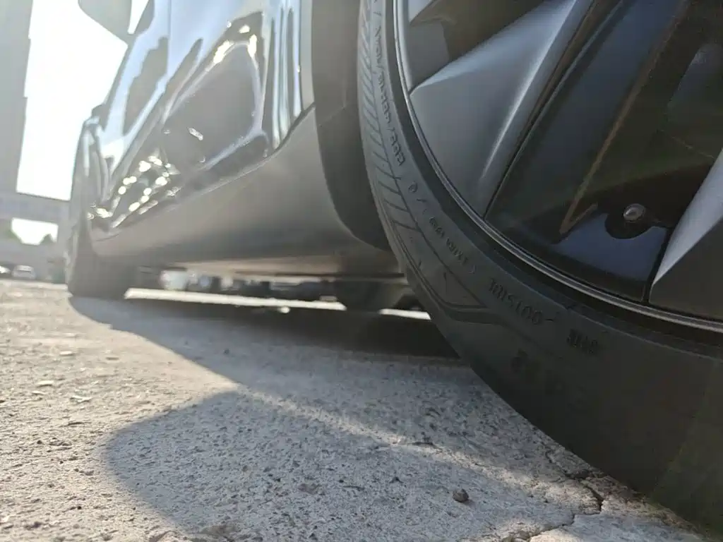 Tesla Model Y — миниатюра 22