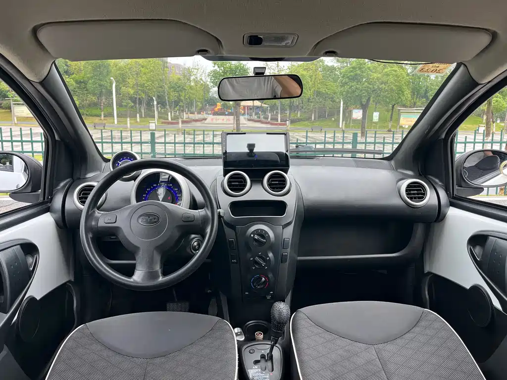 BYD F0 — миниатюра 9