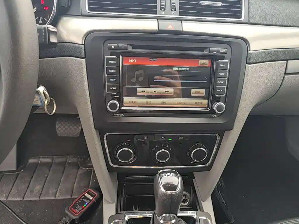 Skoda Superb — миниатюра 13