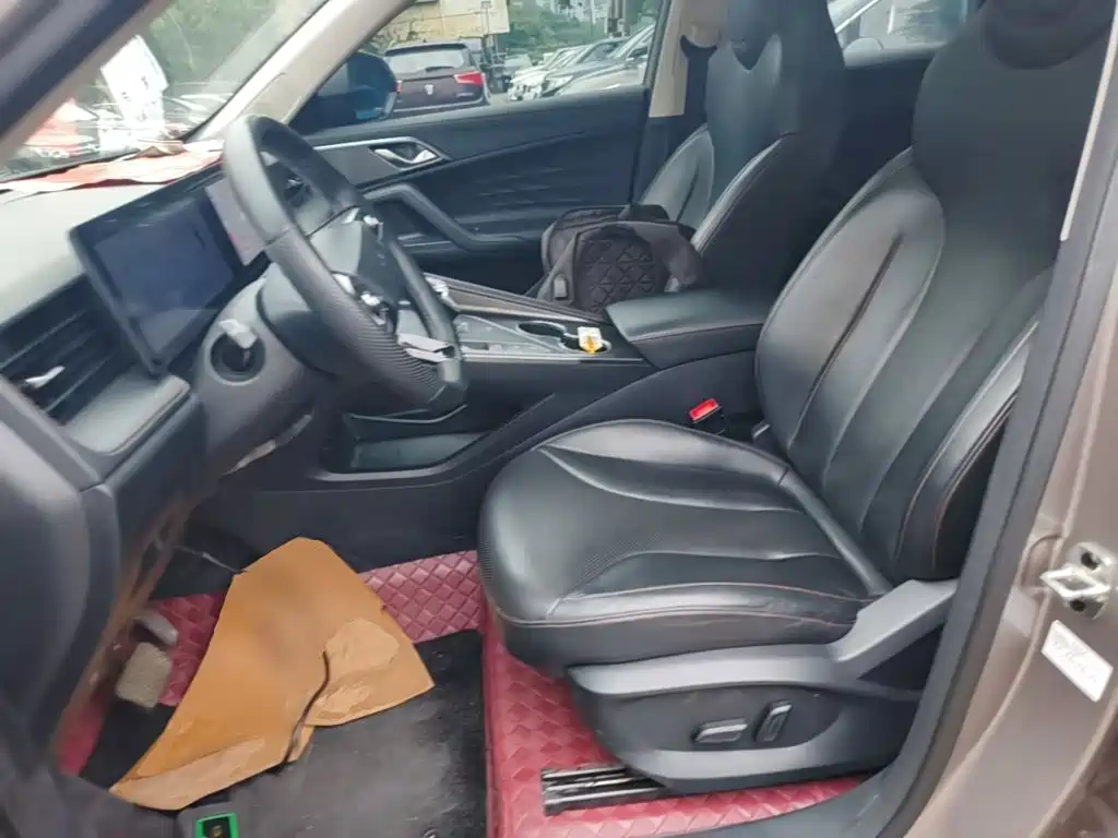 Roewe RX5 — миниатюра 15