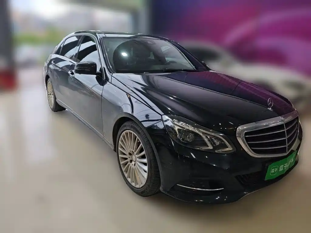 Mercedes-Benz E-Class — миниатюра 3