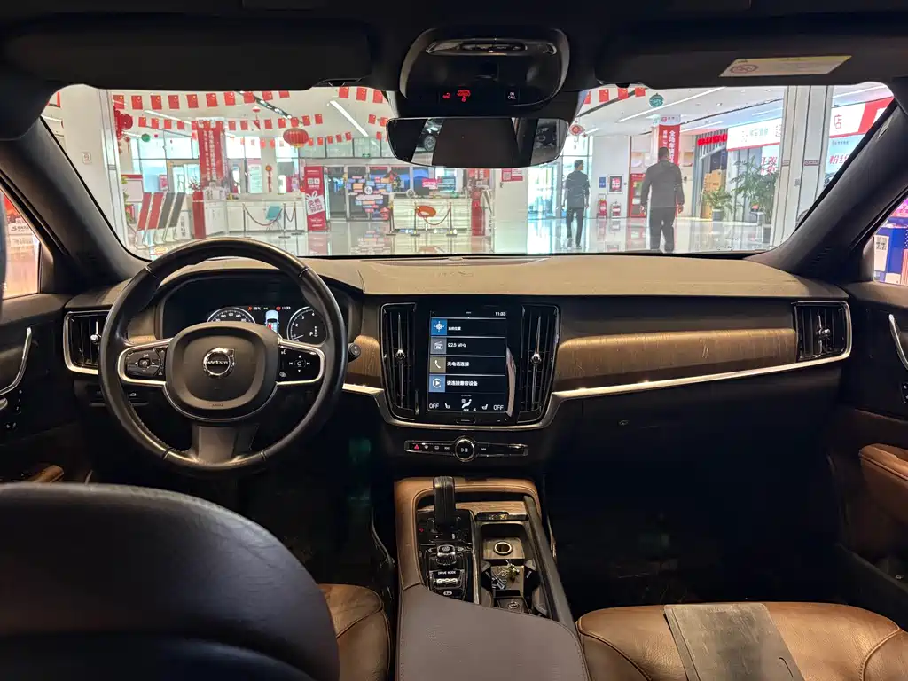 Volvo V90 — миниатюра 17