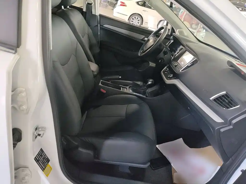 Roewe 360 — миниатюра 25