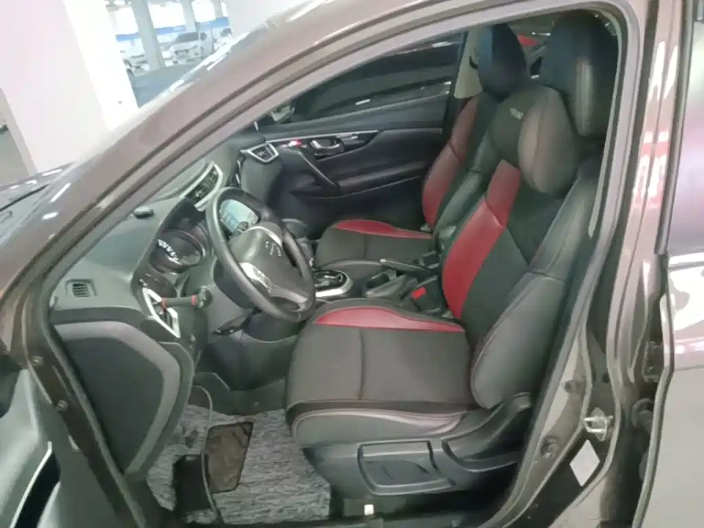 Nissan Qashqai — миниатюра 15