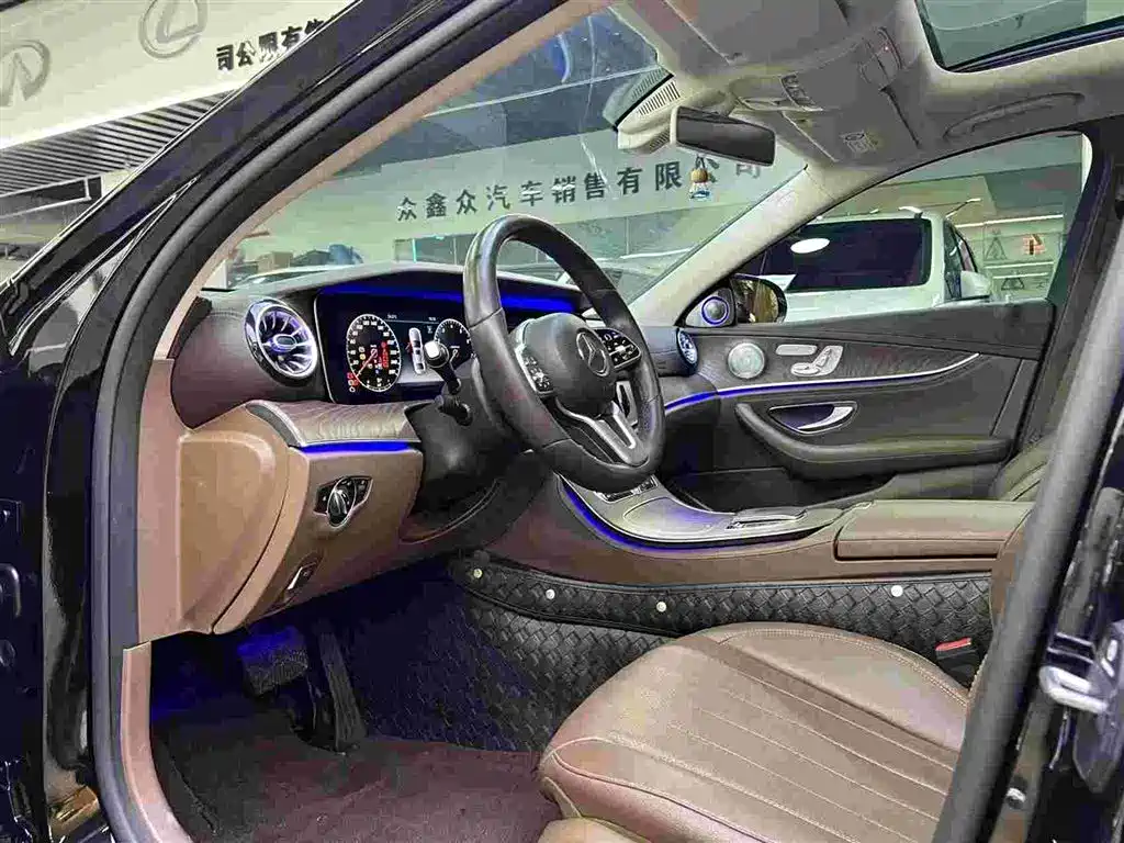 Mercedes-Benz E-Class E 2019 E 300 L Fashion