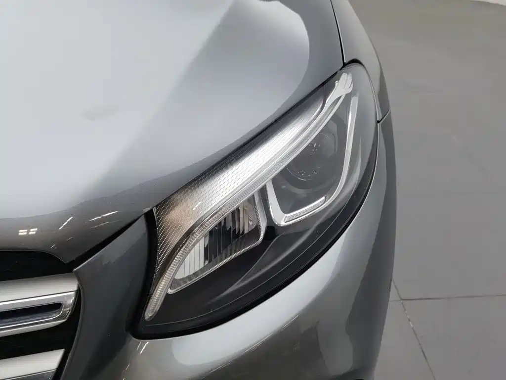 Mercedes-Benz GLC — миниатюра 7