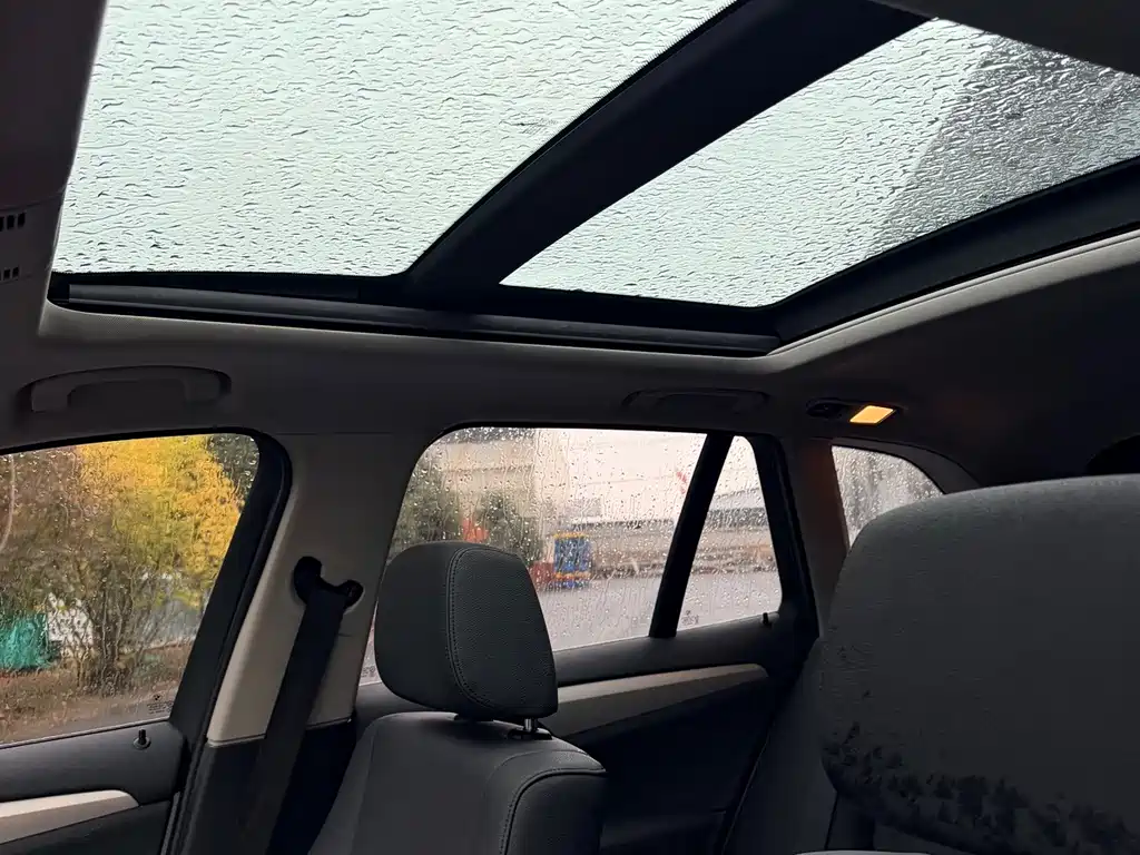 BMW X1 (Import) — миниатюра 20
