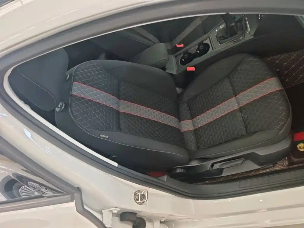 Volkswagen Lamando — миниатюра 20