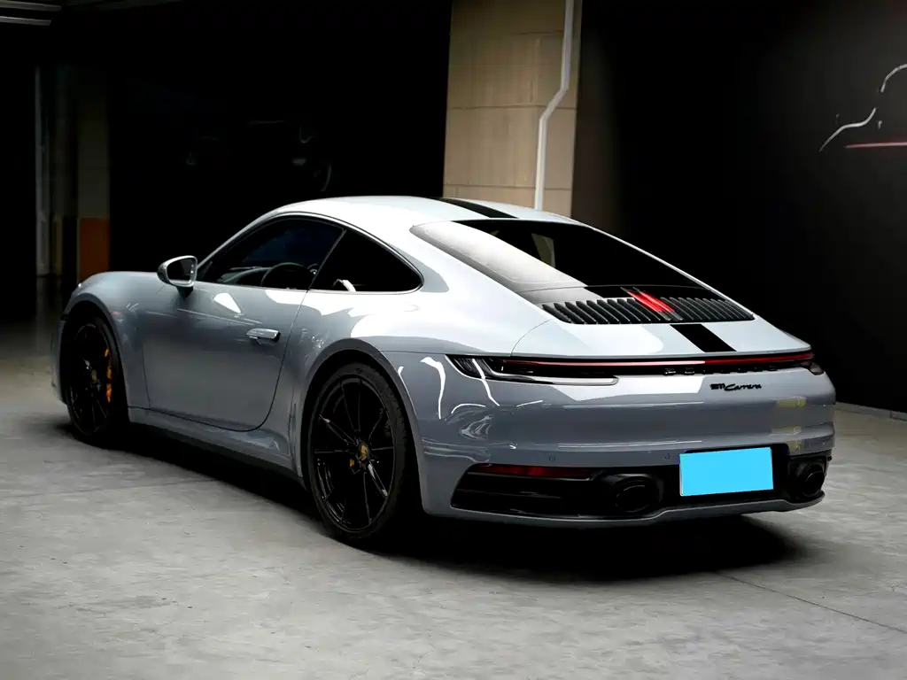 Porsche 911 2023 Carrera 3.0T