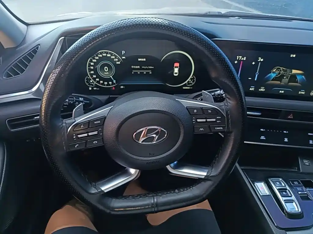 Hyundai Sonata — миниатюра 11