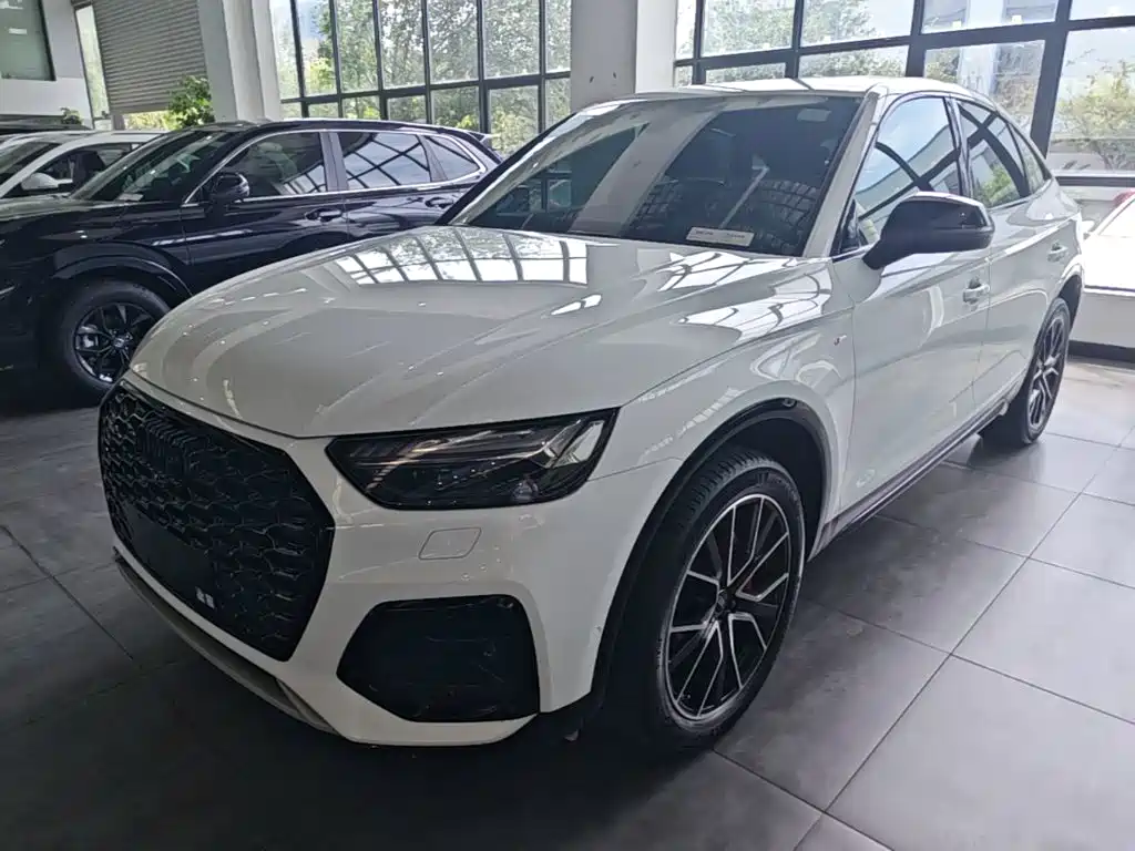 Audi Q5L Sportback — миниатюра 2