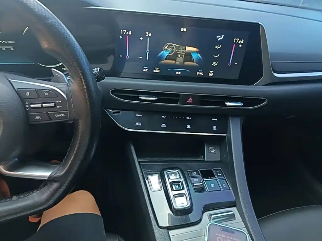 Hyundai Sonata — миниатюра 13