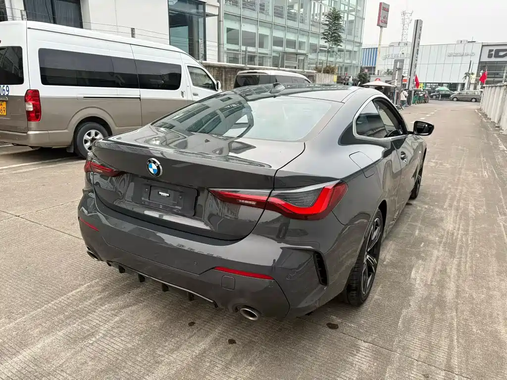 BMW 4 Series — миниатюра 9