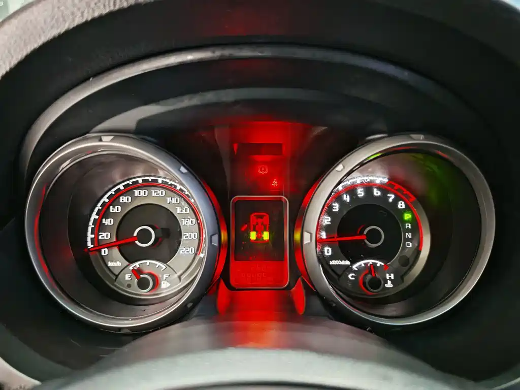 Mitsubishi Pajero (Import) — миниатюра 15
