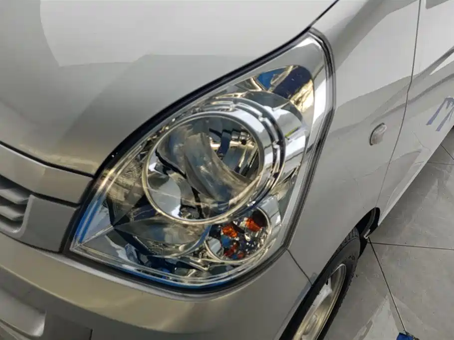 Wuling RongguangS S 2023 1.5L 5/7 мест