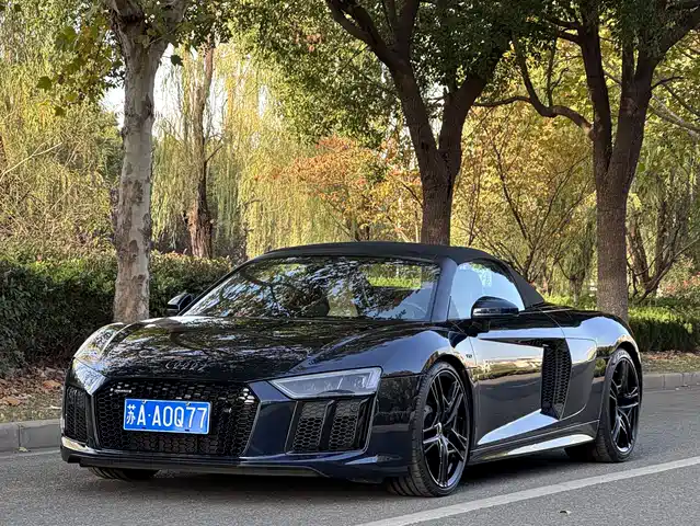 audi r8