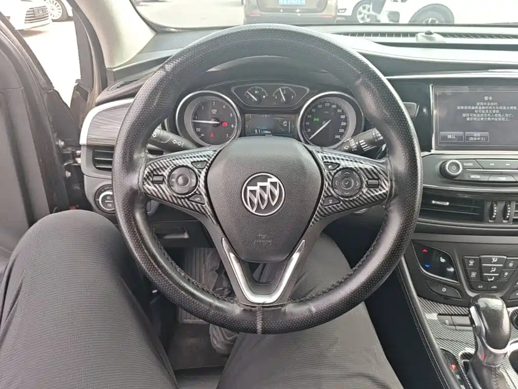Buick Envision Plus — миниатюра 11