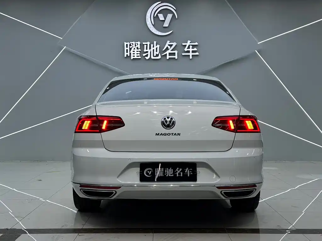 Volkswagen Magotan 2017 330TSI DSG Luxury