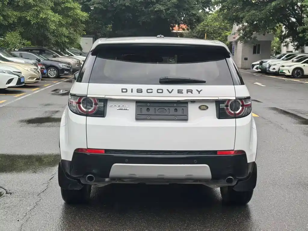 Land Rover Discovery Sport — миниатюра 6