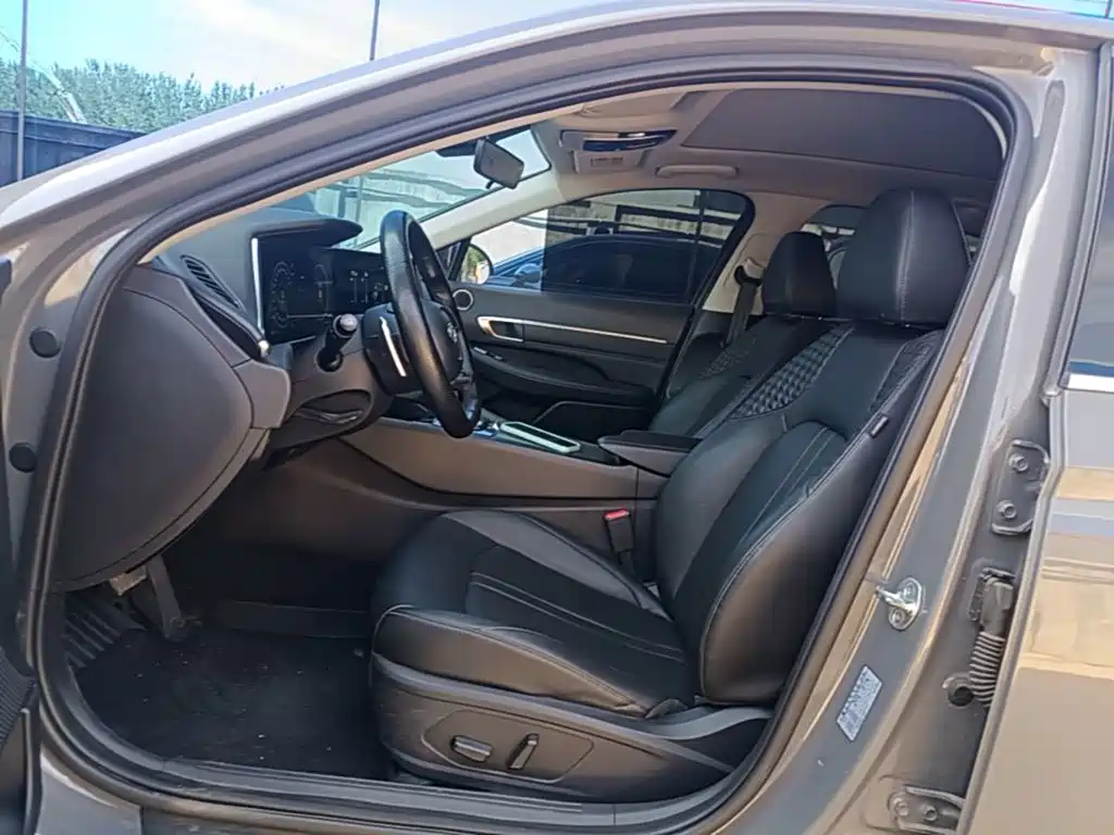 Hyundai Sonata — миниатюра 15