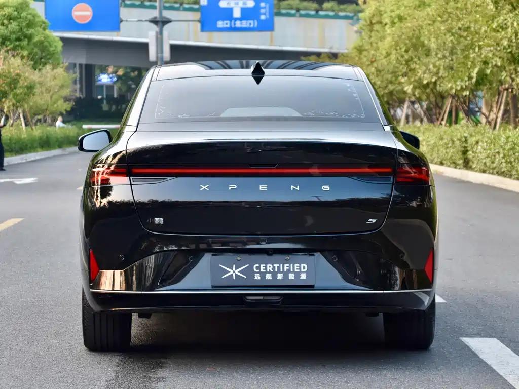 XPeng P5 — миниатюра 5