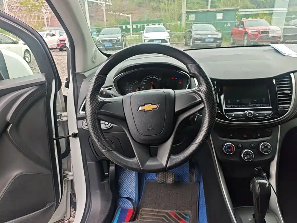 Chevrolet Trax — миниатюра 11