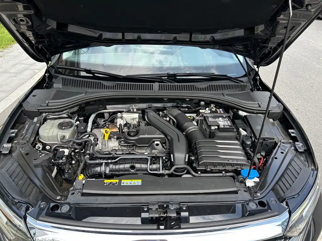Volkswagen Sagitar — миниатюра 14