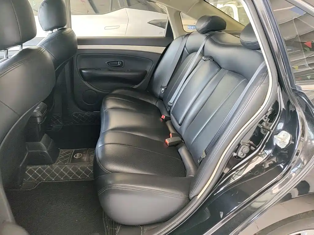 Nissan Sylphy — миниатюра 17