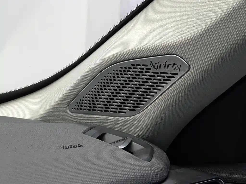 Lynk & Co 05 — миниатюра 47
