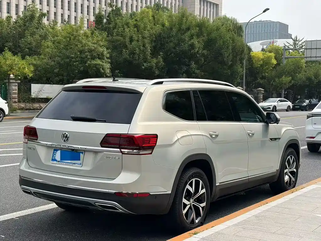 Volkswagen Teramont — миниатюра 17