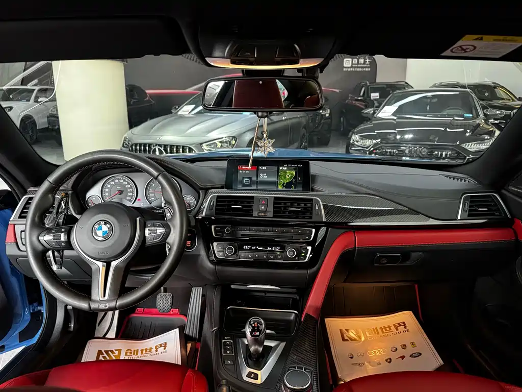 BMW M4 — миниатюра 8