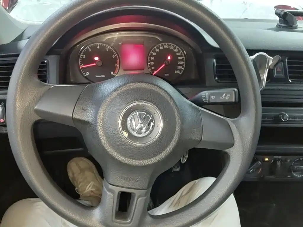 Volkswagen Santana — миниатюра 11